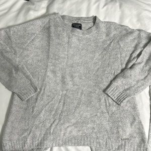 Abercrombie & Fitch Gray Knit Sweater - Crew Neck, Casual Everyday